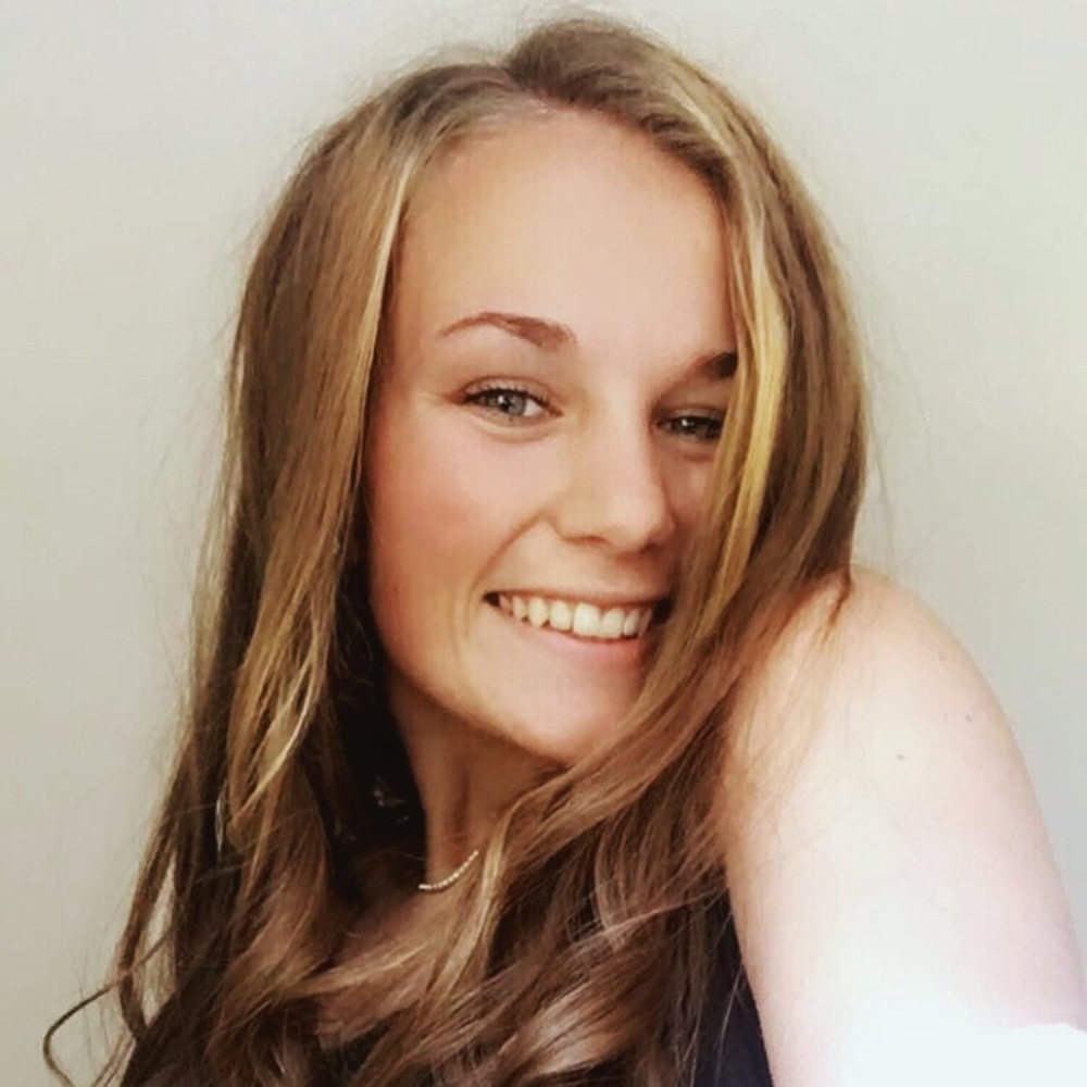 Meet your Posher, Emily